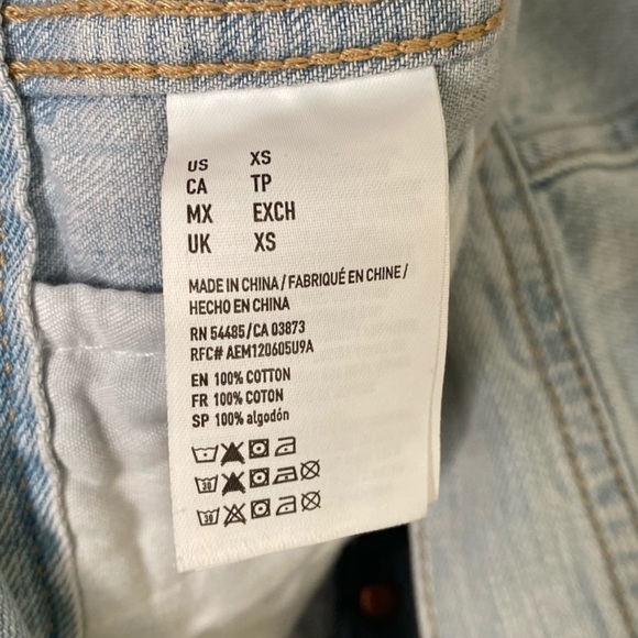 AMERICAN EAGLE Light Wash Denim Jean Jacket XS - Picture 8 of 8